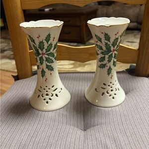 Lenox Holly Candle Holders with Gold Accents